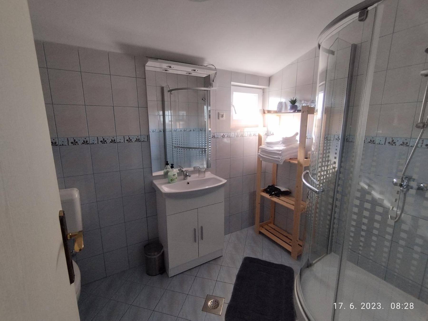 Apartment Zelena Oaza Sisan 75 M2 - 2 Bedrooms Kültér fotó